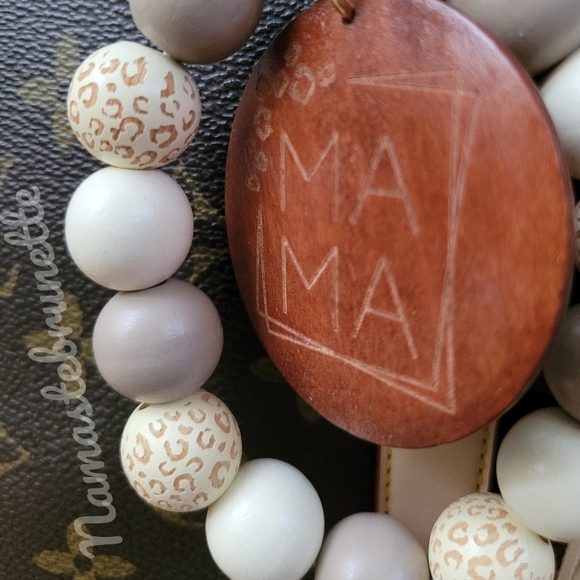 Wooden Beaded Mama Keychain Bag Charm With Blue Tassel - Picture 8 of 11